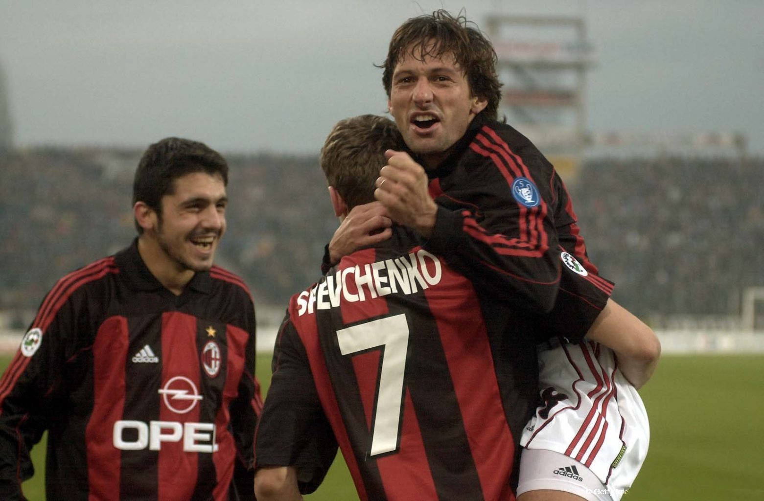 但随着萨拉 但随着萨拉